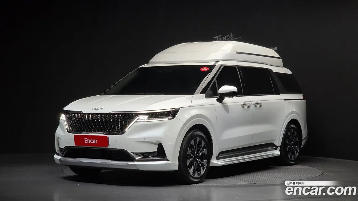 Kia Carnival — фото 1