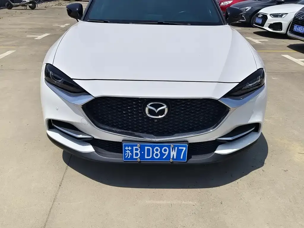 Mazda CX-4 2022 из CN, фото 1