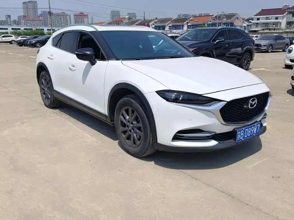 Mazda CX-4 2022 из CN, фото 4