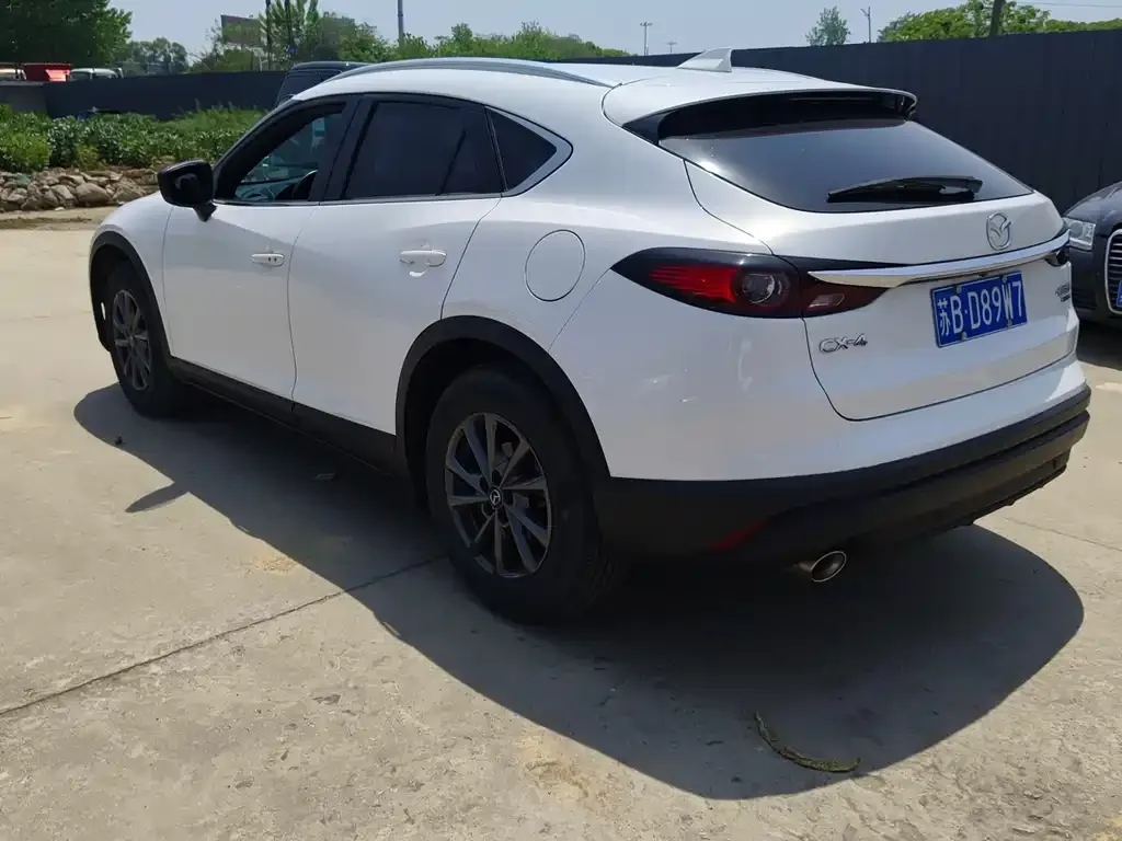 Mazda CX-4 2022 из CN, фото 6