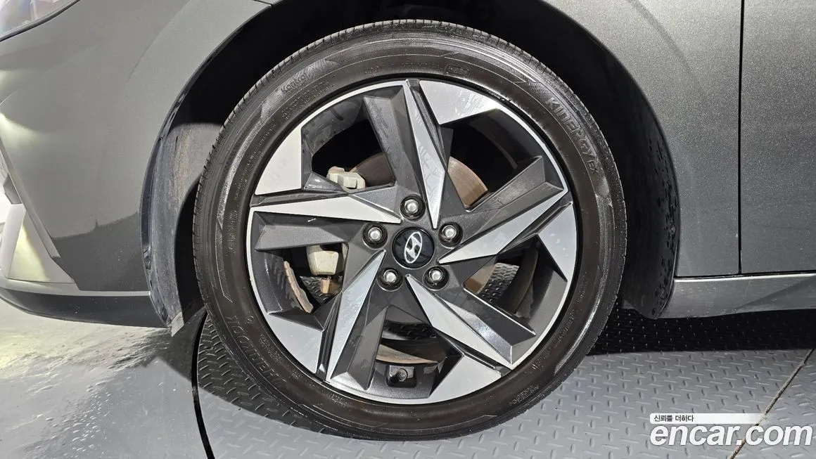 Hyundai AVANTE — фото 6
