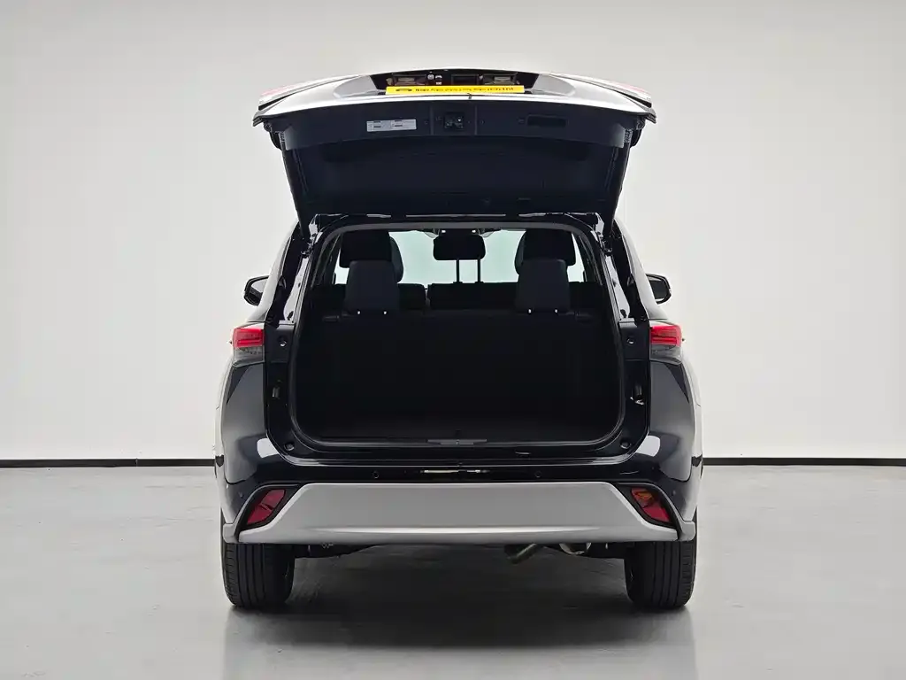 Toyota Highlander 2024 из CN, фото 2