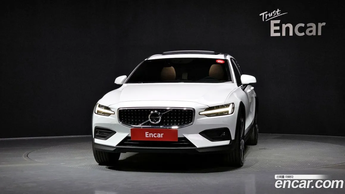 Volvo V60 2021 из KR, фото 7