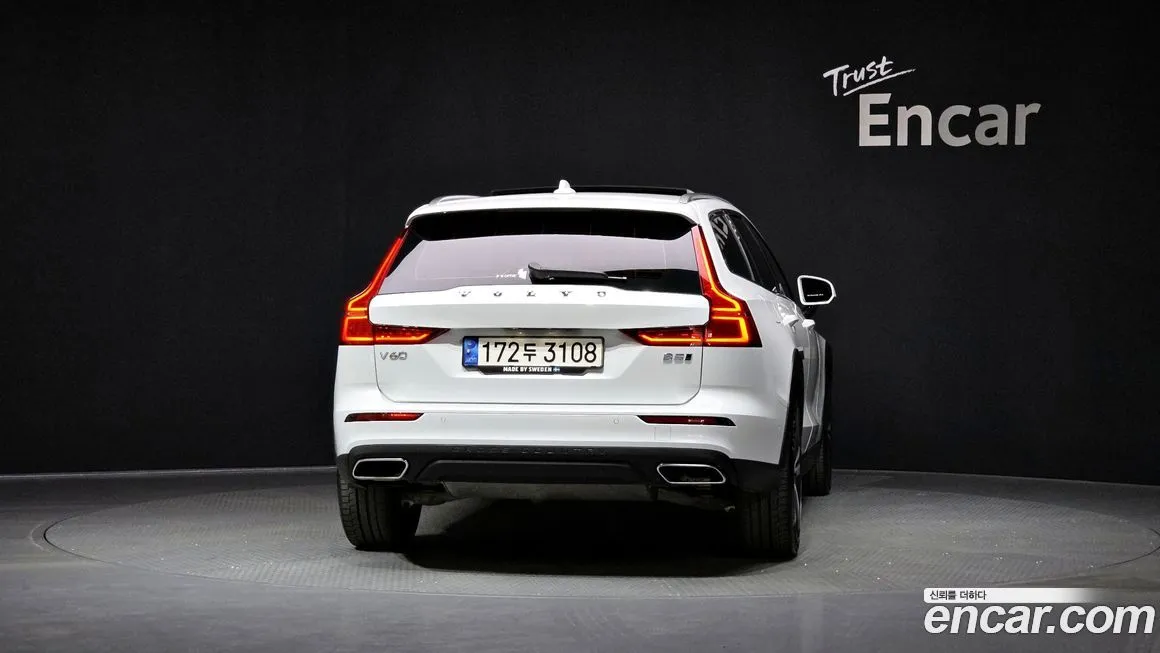 Volvo V60 2021 из KR, фото 8