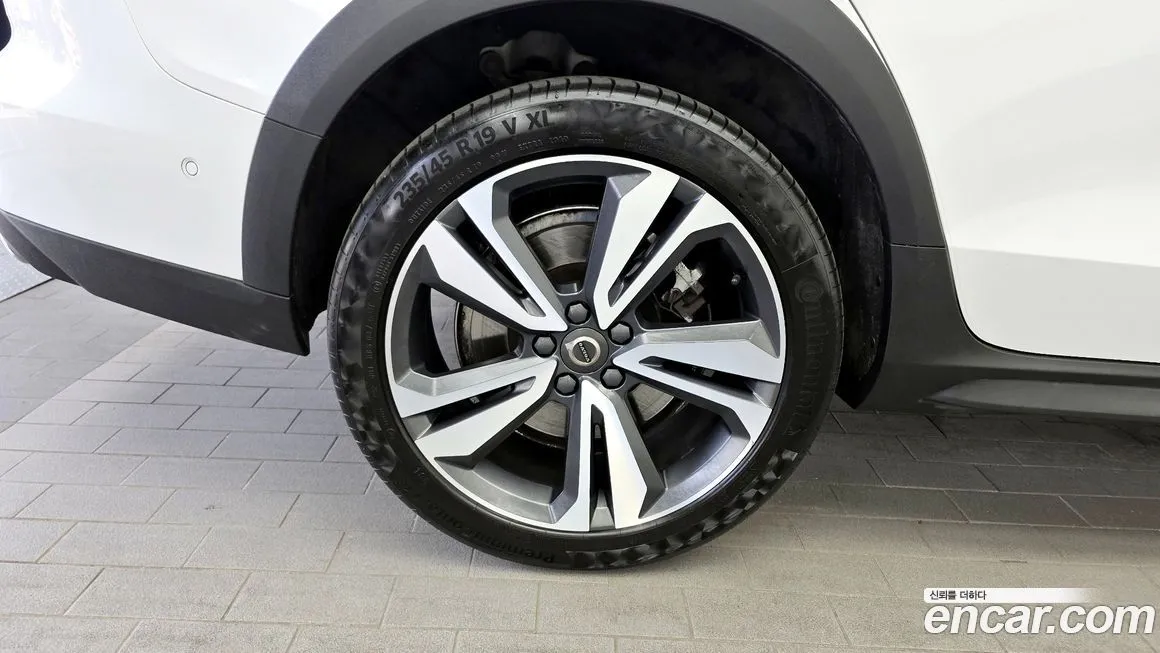 Volvo V60 2021 из KR, фото 9