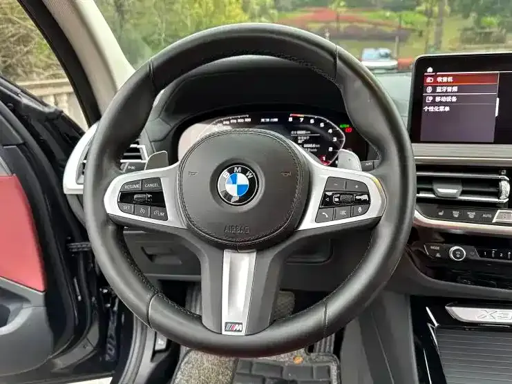 BMW X3 — фото 10