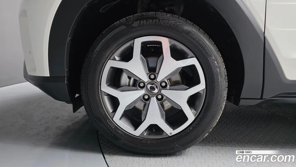 KG Mobility (Ssangyong) Torres — фото 10