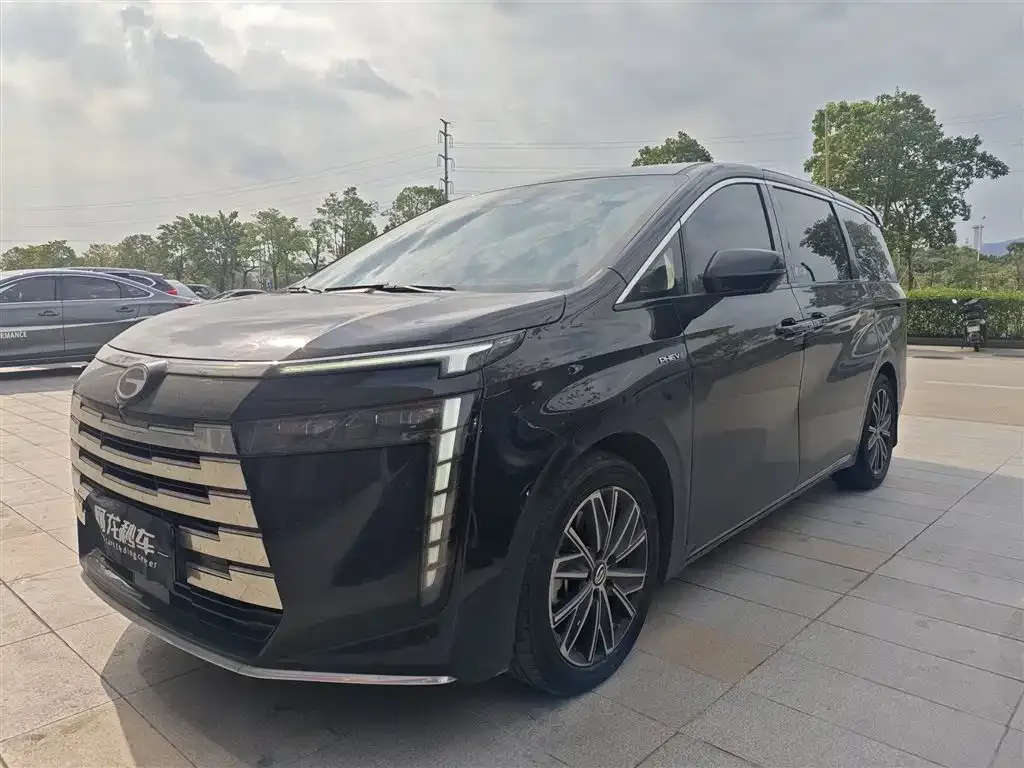GAC Motor E8 Hybrid