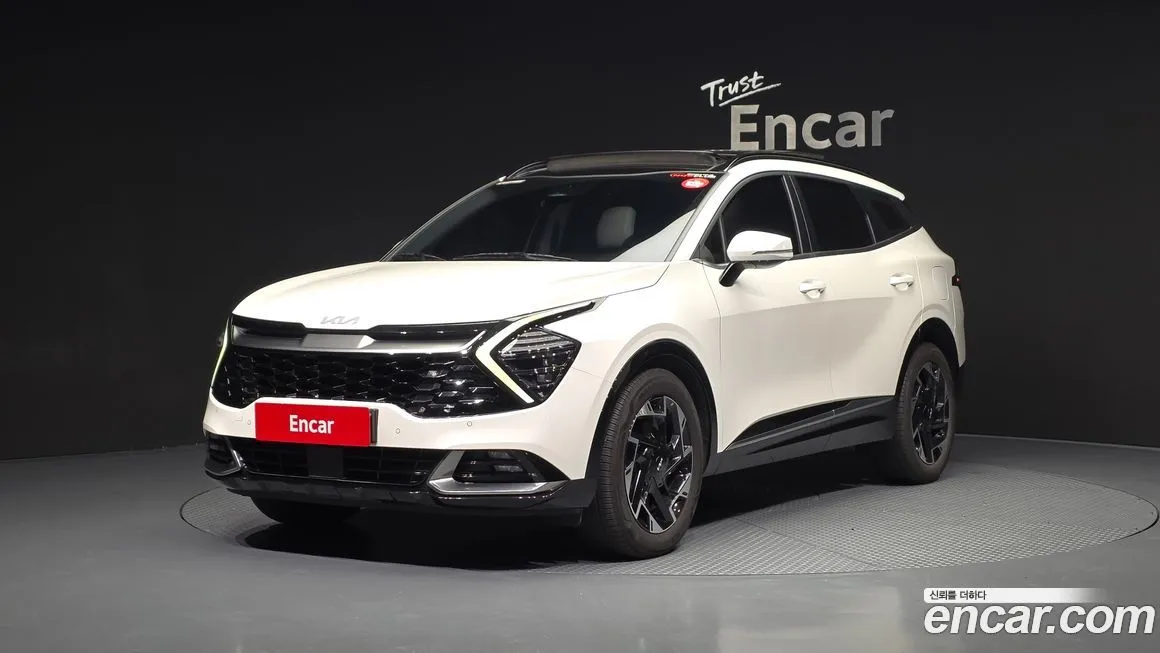 Kia Sportage — фото 1