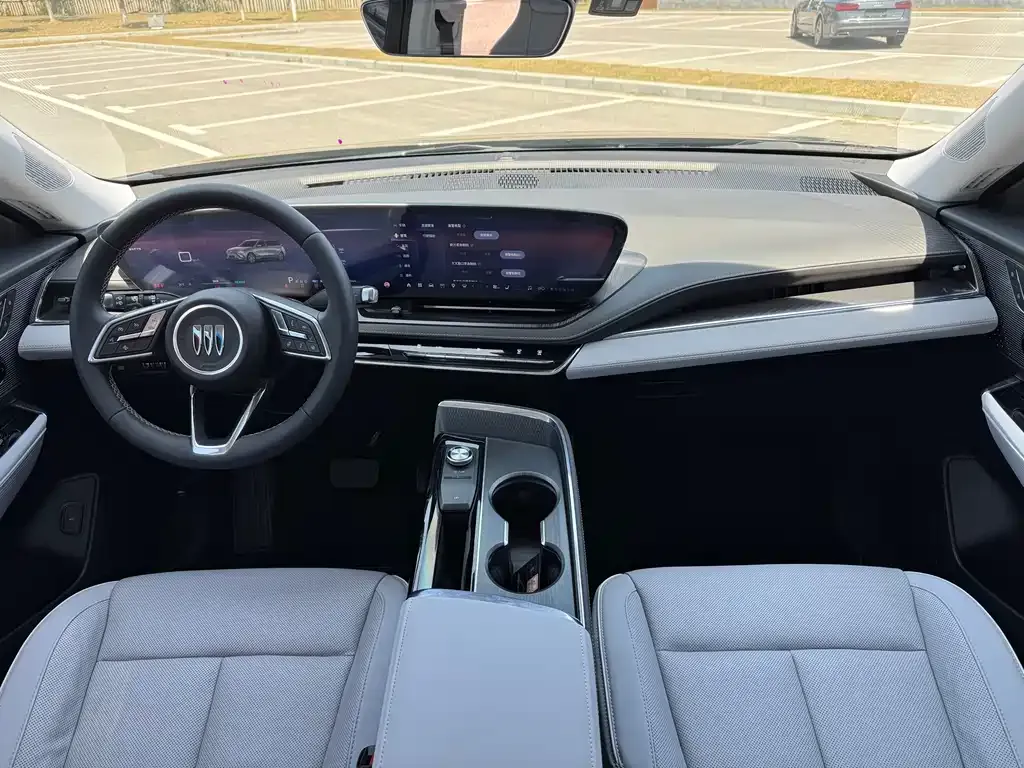 Buick E5 2023 из CN, фото 3