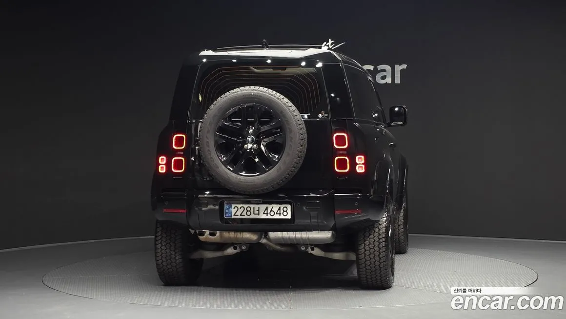 Land Rover Defender 2024 из KR, фото 2