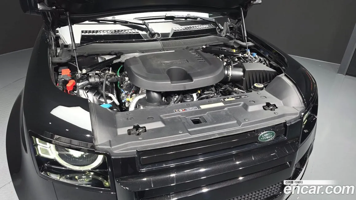 Land Rover Defender 2024 из KR, фото 7
