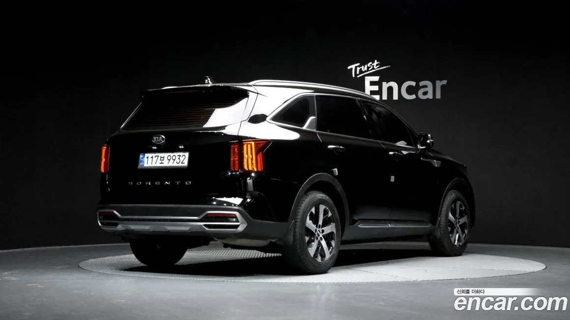 Kia Sorento — фото 5