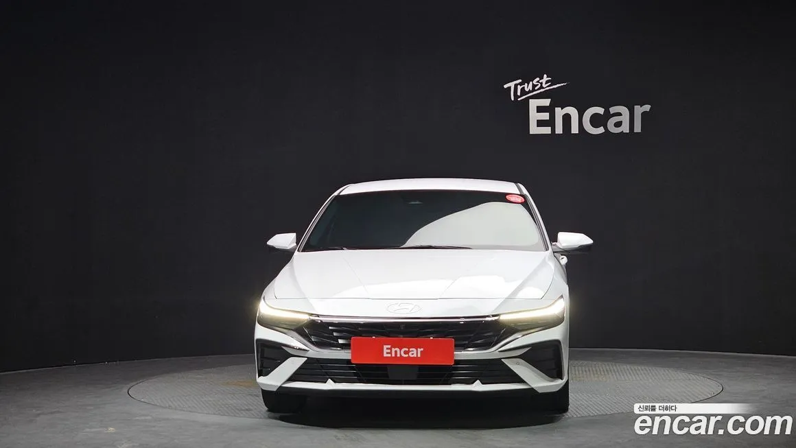 Hyundai AVANTE — фото 2
