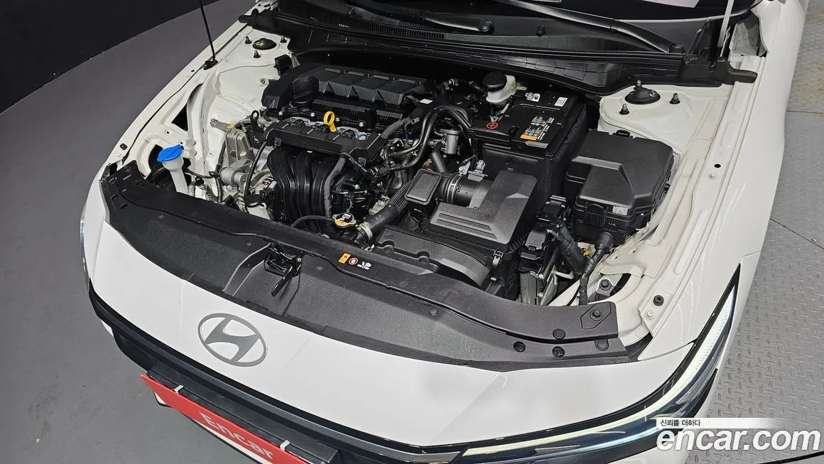 Hyundai AVANTE — фото 8