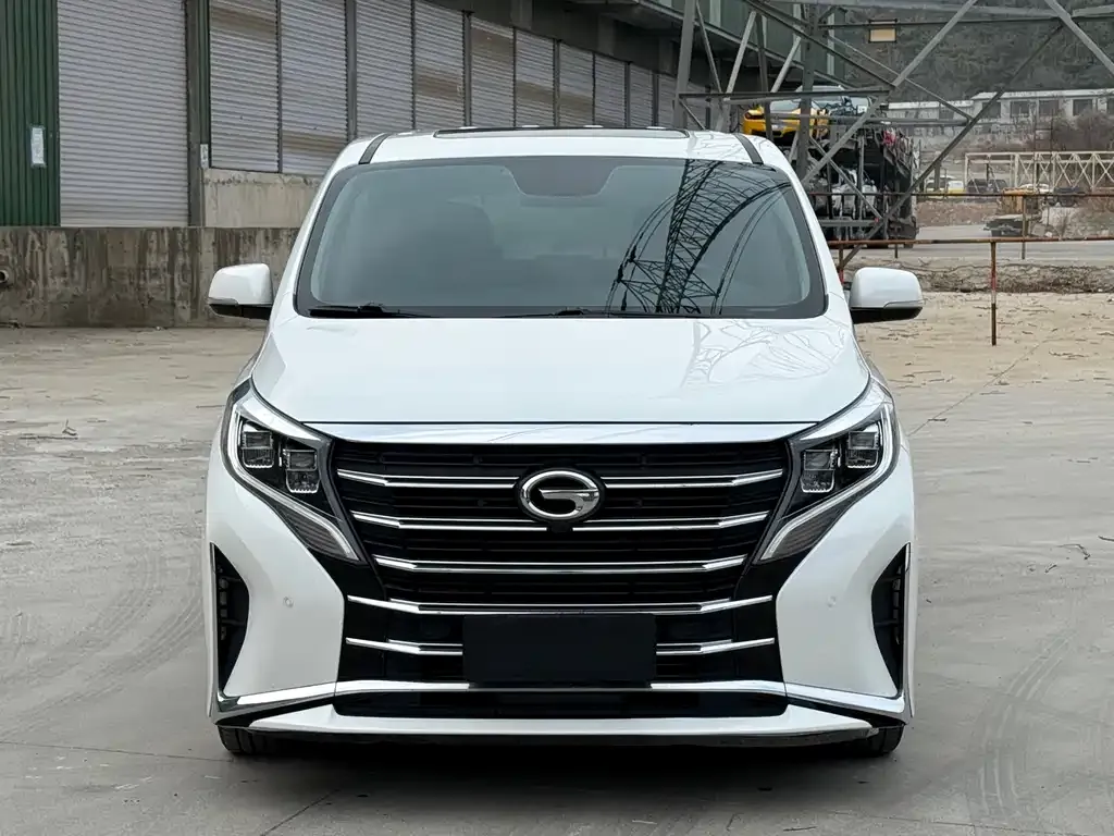 GAC Motor Trumpchi M8 — фото 9