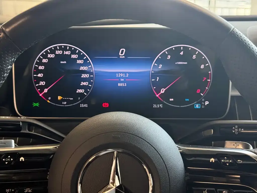 Mercedes-Benz C-Class 2024 из CN, фото 8