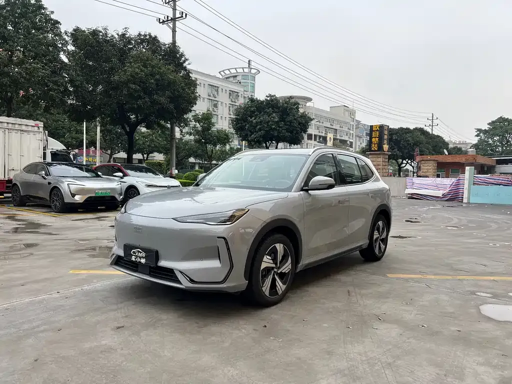 Geely Galaxy E5 — фото 1