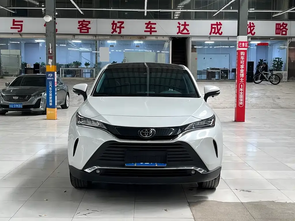 Toyota Harrier 2023 из CN, фото 7