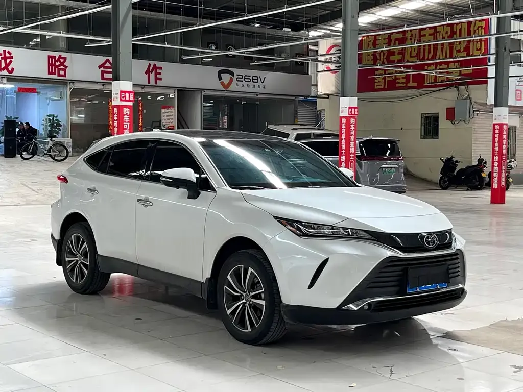 Toyota Harrier 2023 из CN, фото 5