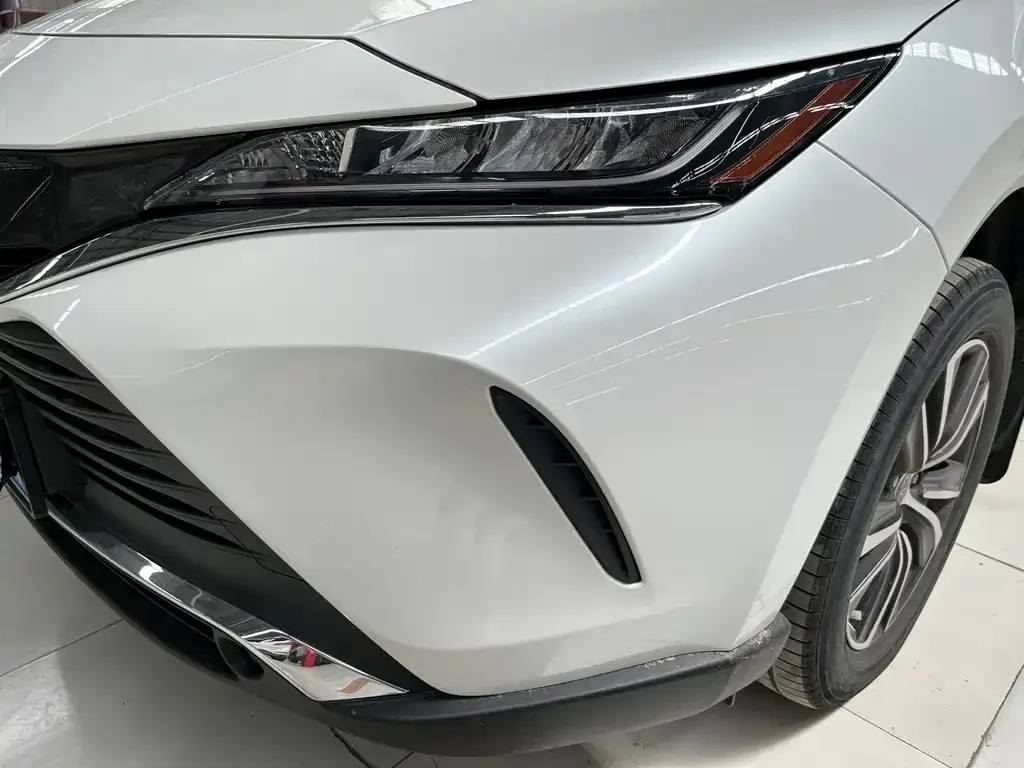 Toyota Harrier 2023 из CN, фото 4