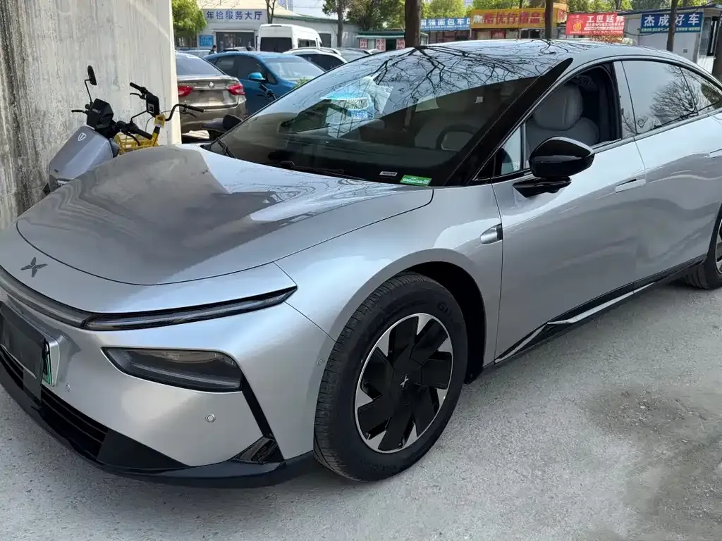 XPeng P7+ — фото 1