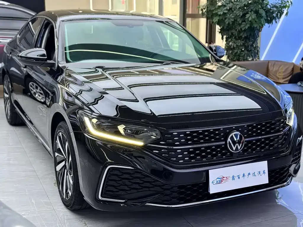 Volkswagen Passat — фото 9