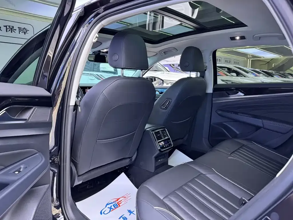Volkswagen Passat — фото 5