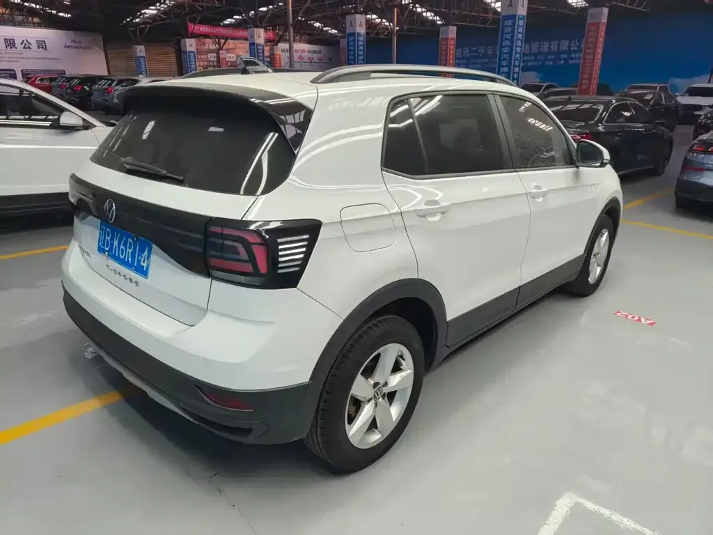 Volkswagen T-Cross — фото 7