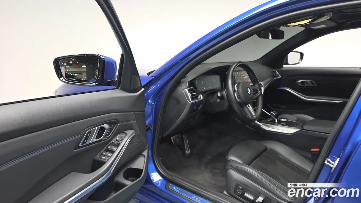 BMW 3-Series 2021 из KR, фото 8