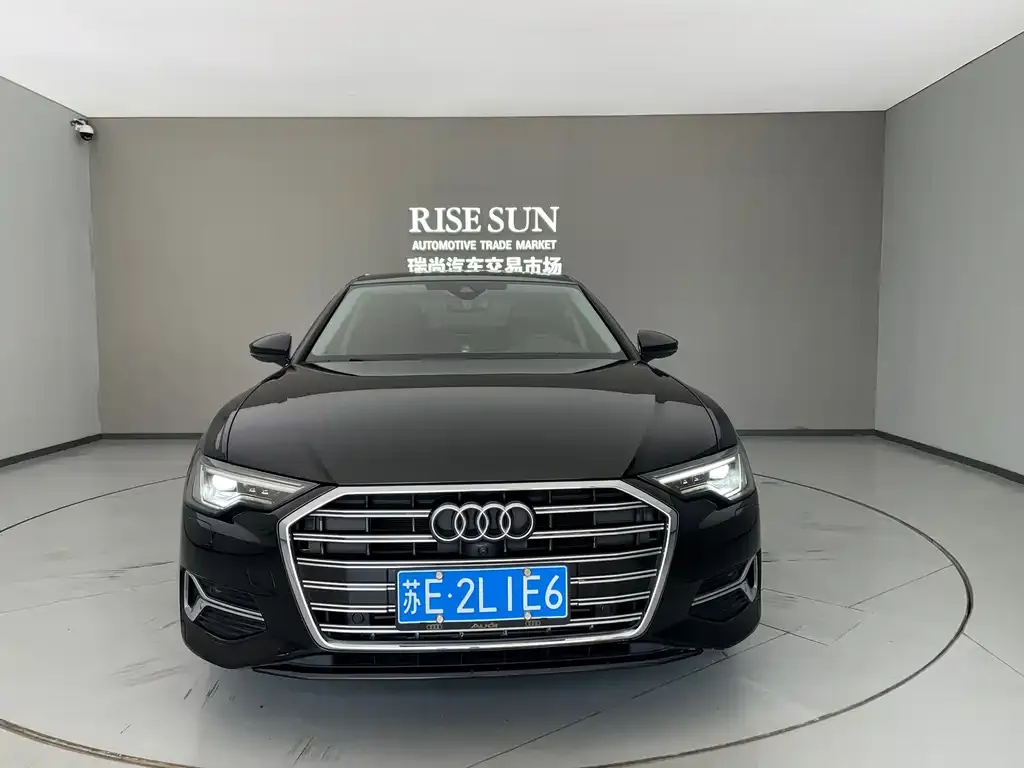 Audi A6L 2023 из CN, фото 6