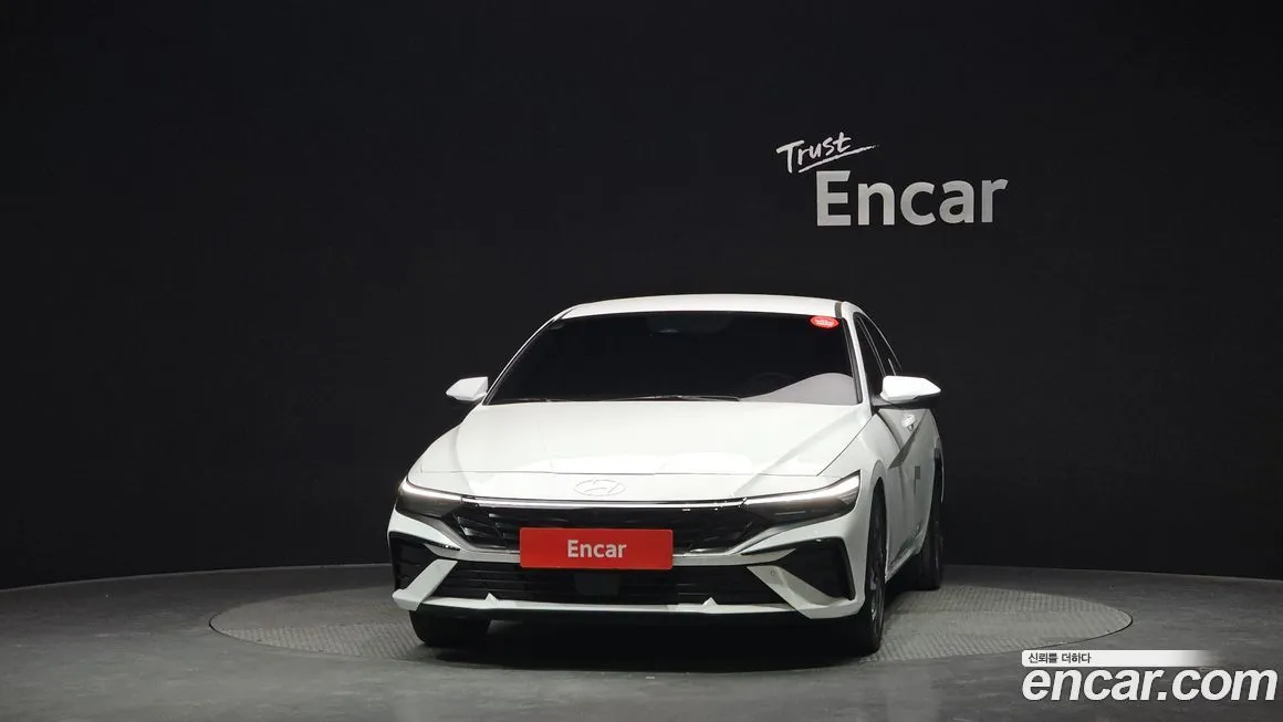 Hyundai AVANTE — фото 2