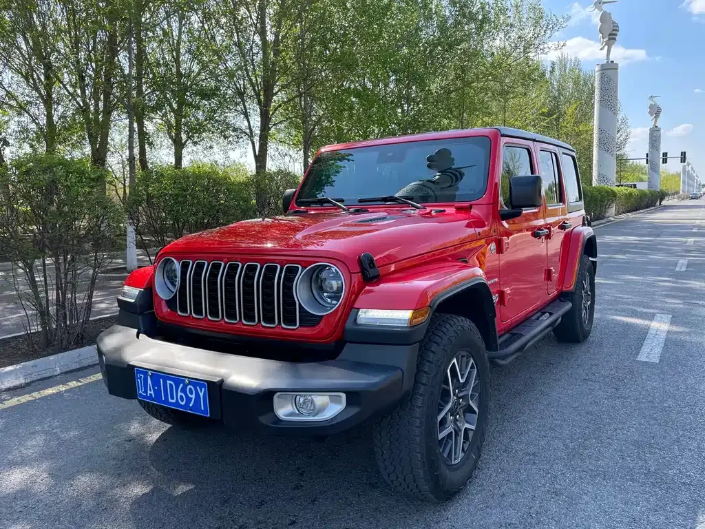 Jeep Wrangler — фото 1