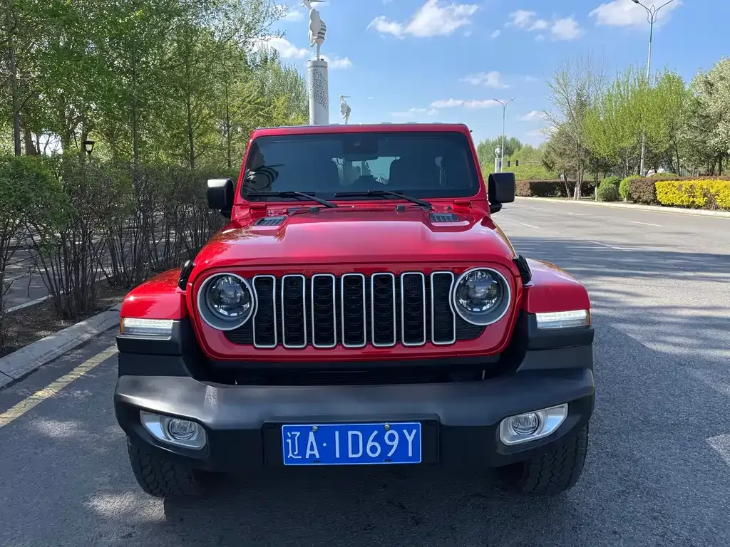 Jeep Wrangler — фото 9