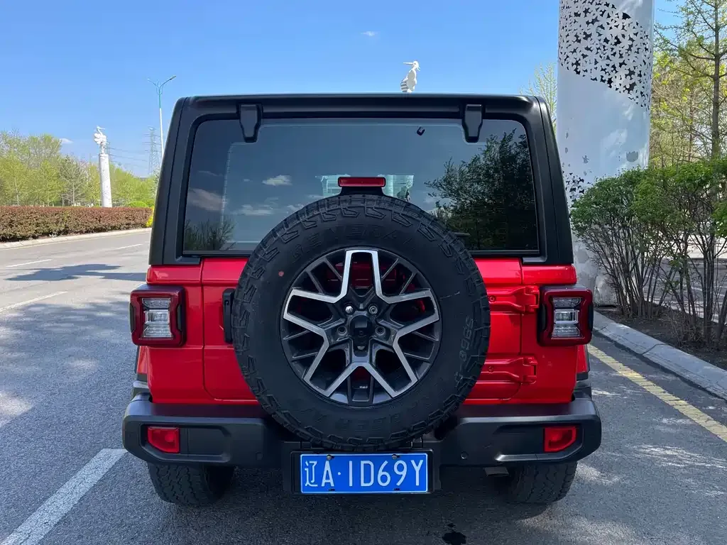 Jeep Wrangler — фото 4