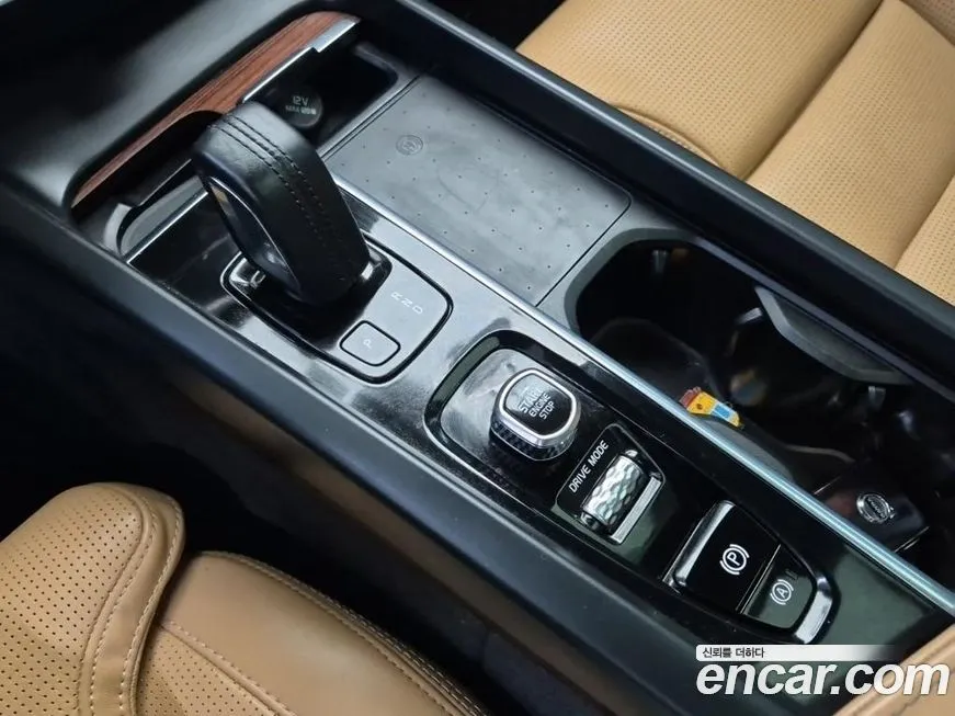 Volvo V60 2021 из KR, фото 8