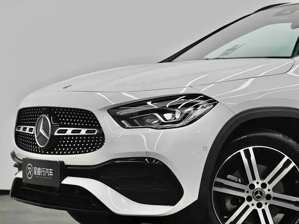 Mercedes-Benz GLA — фото 4
