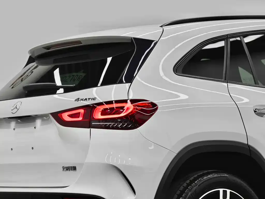 Mercedes-Benz GLA — фото 7
