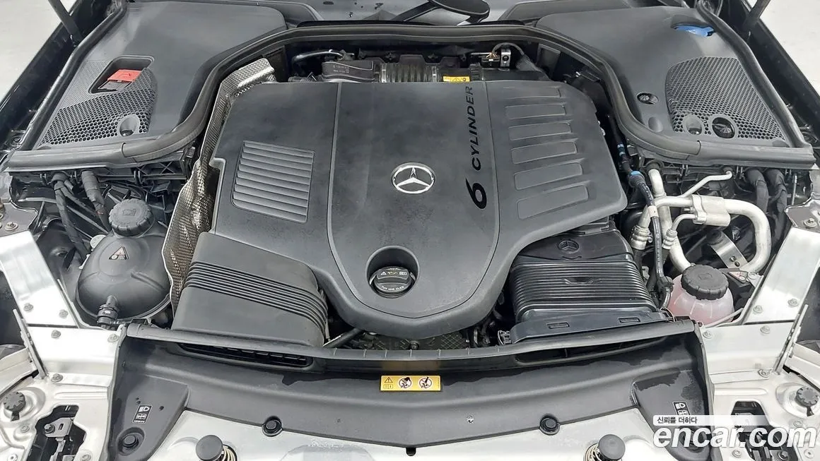 Mercedes-Benz CLS-Class — фото 10