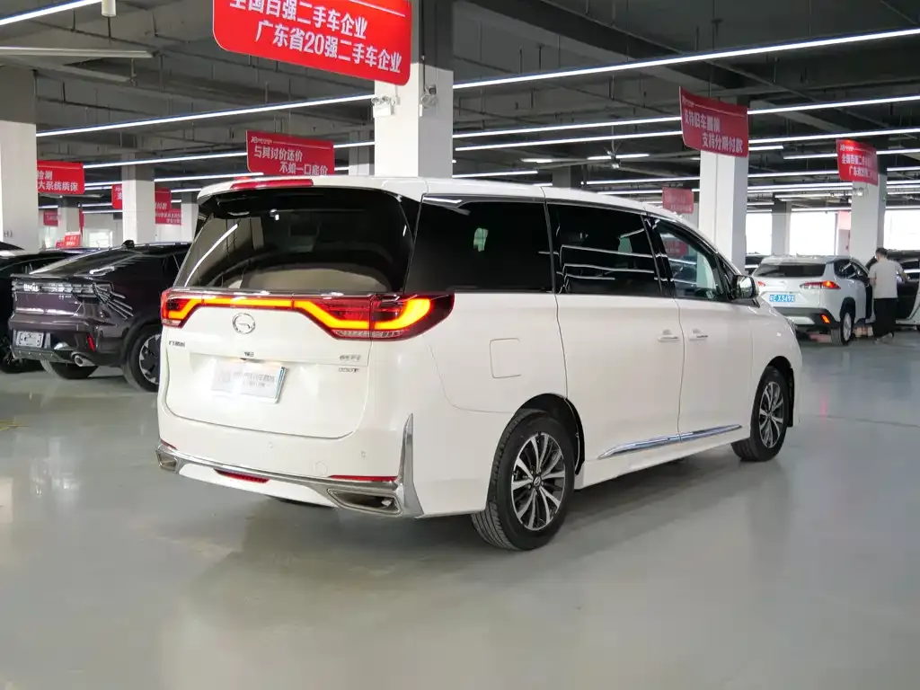 GAC Motor Trumpchi M8 — фото 10
