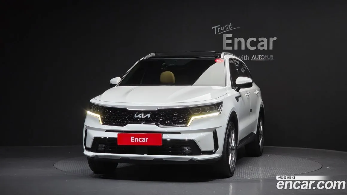 Kia Sorento — фото 8