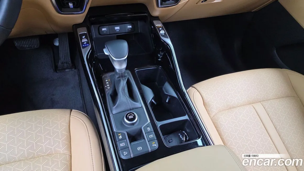 Kia Sorento — фото 9