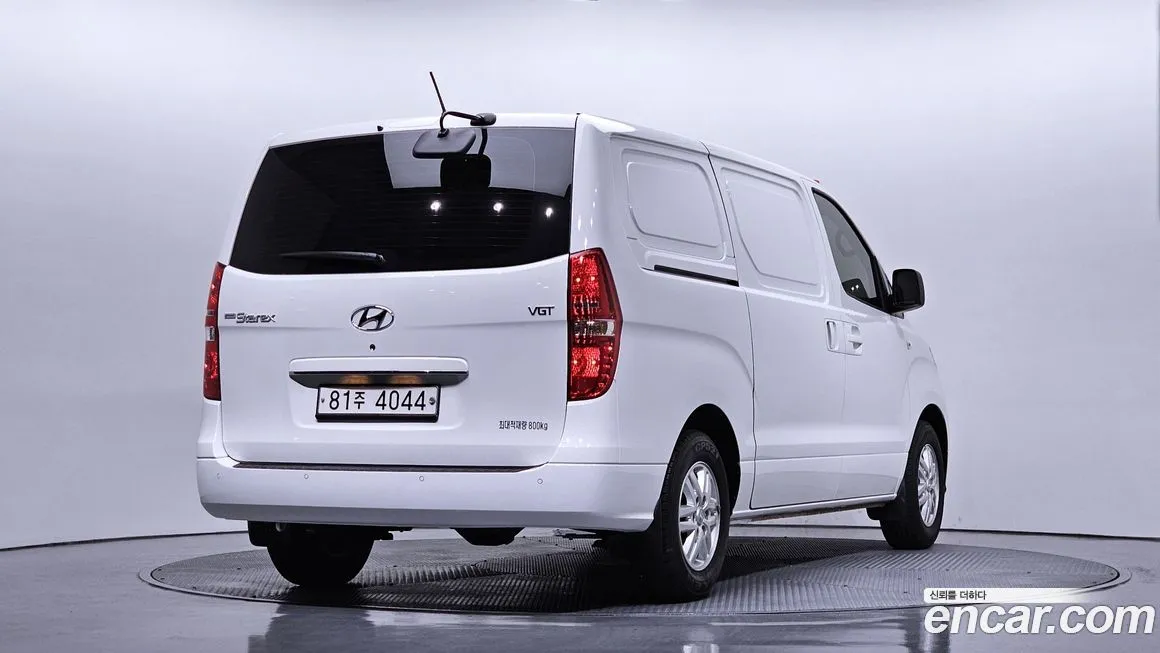 Hyundai Starex — фото 10