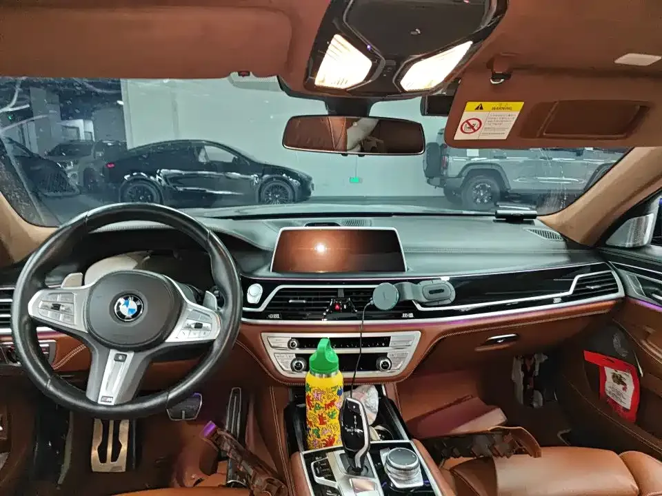 BMW 7 Series 2021 из CN, фото 4