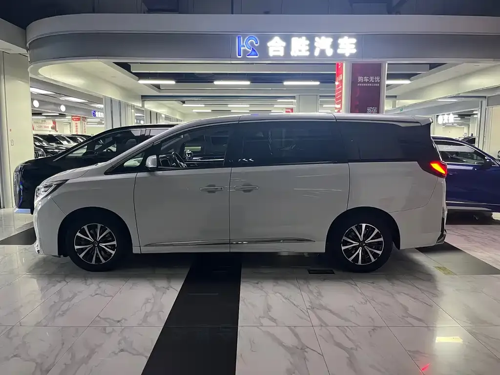 GAC Motor Trumpchi M8 — фото 4