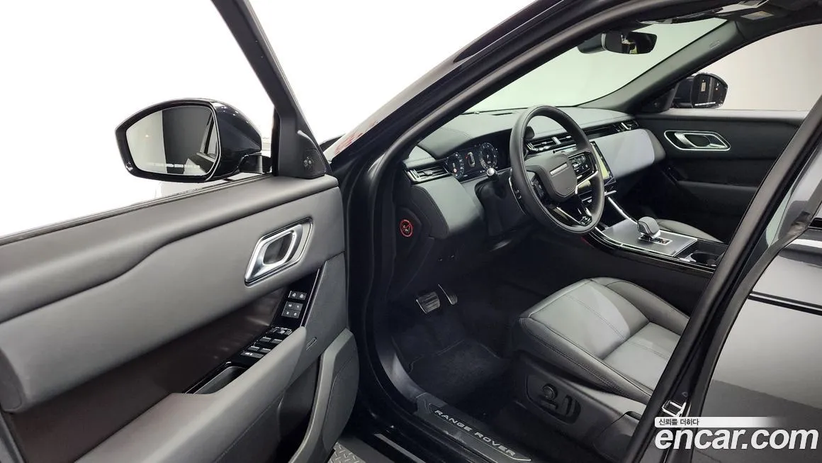Land Rover Range Rover Velar 2026 из KR, фото 10