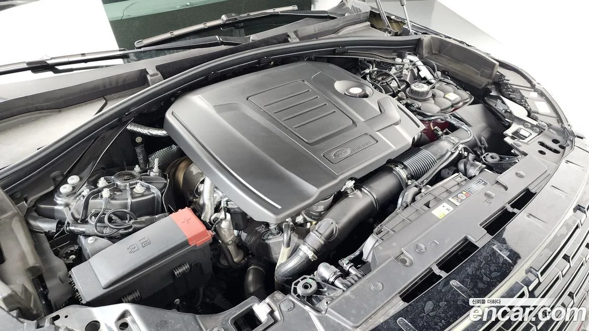 Land Rover Range Rover Velar 2026 из KR, фото 9