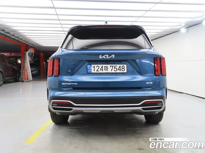 Kia Sorento — фото 8