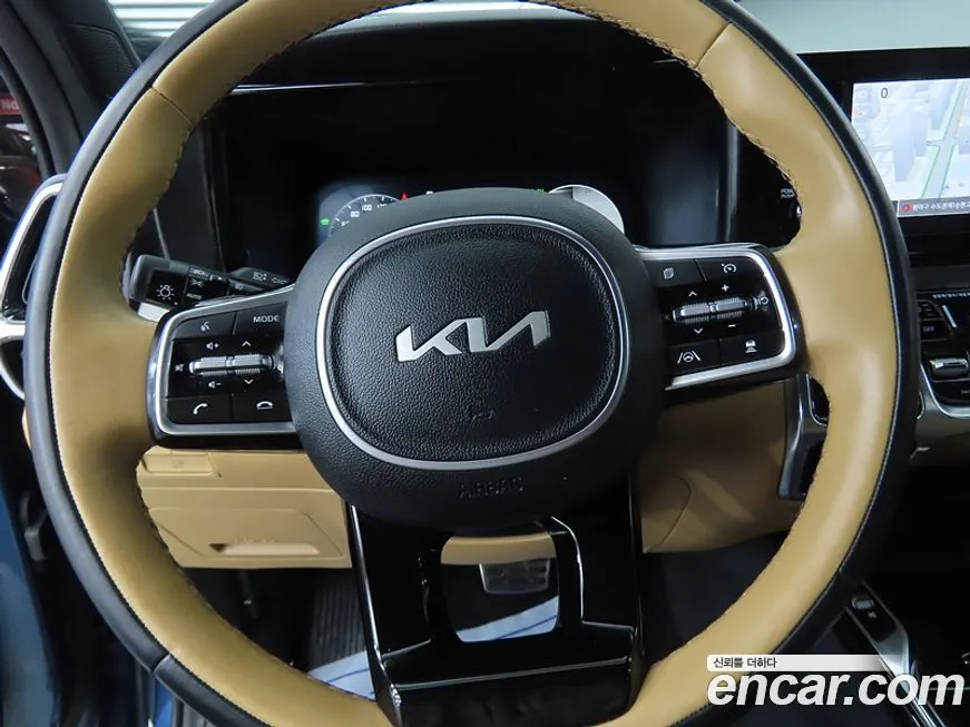 Kia Sorento — фото 10