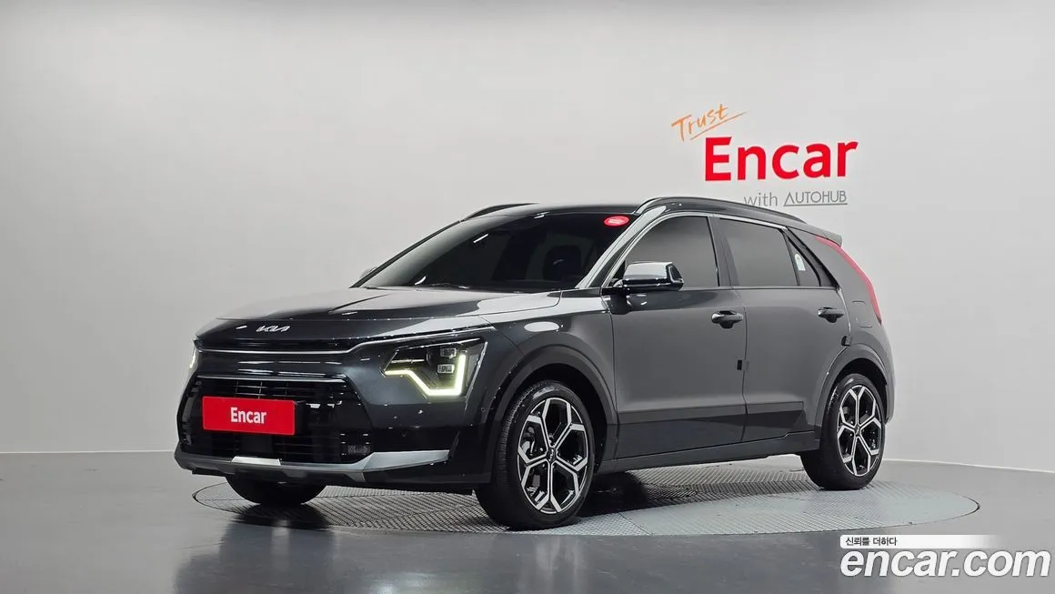 Kia Niro — фото 1